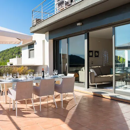 Valentino I Villa Olivella